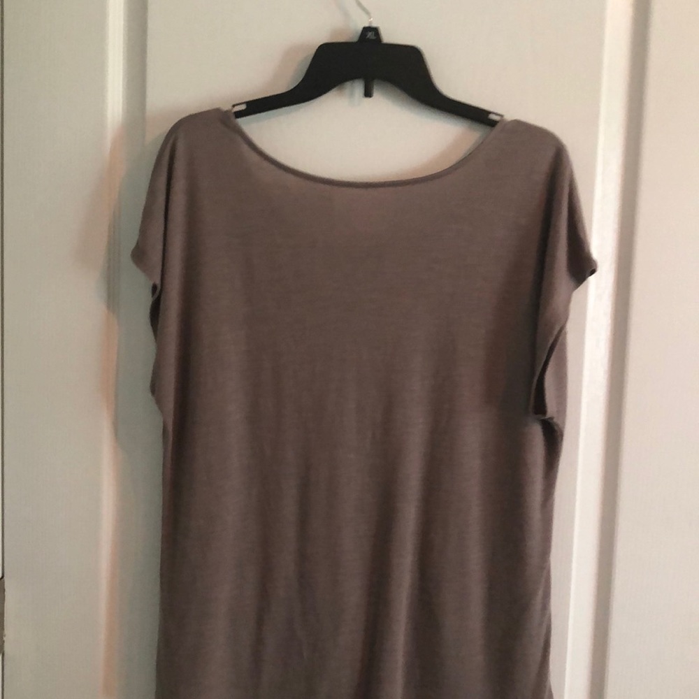 Short sleeve shirt